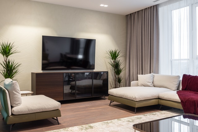 Le meuble tv peut aussi être un élément décoratif à part entière
